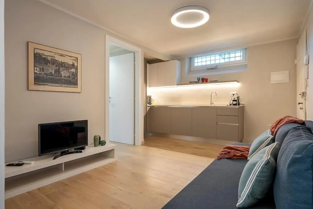 Alfieri Apartment Florence 0*,
